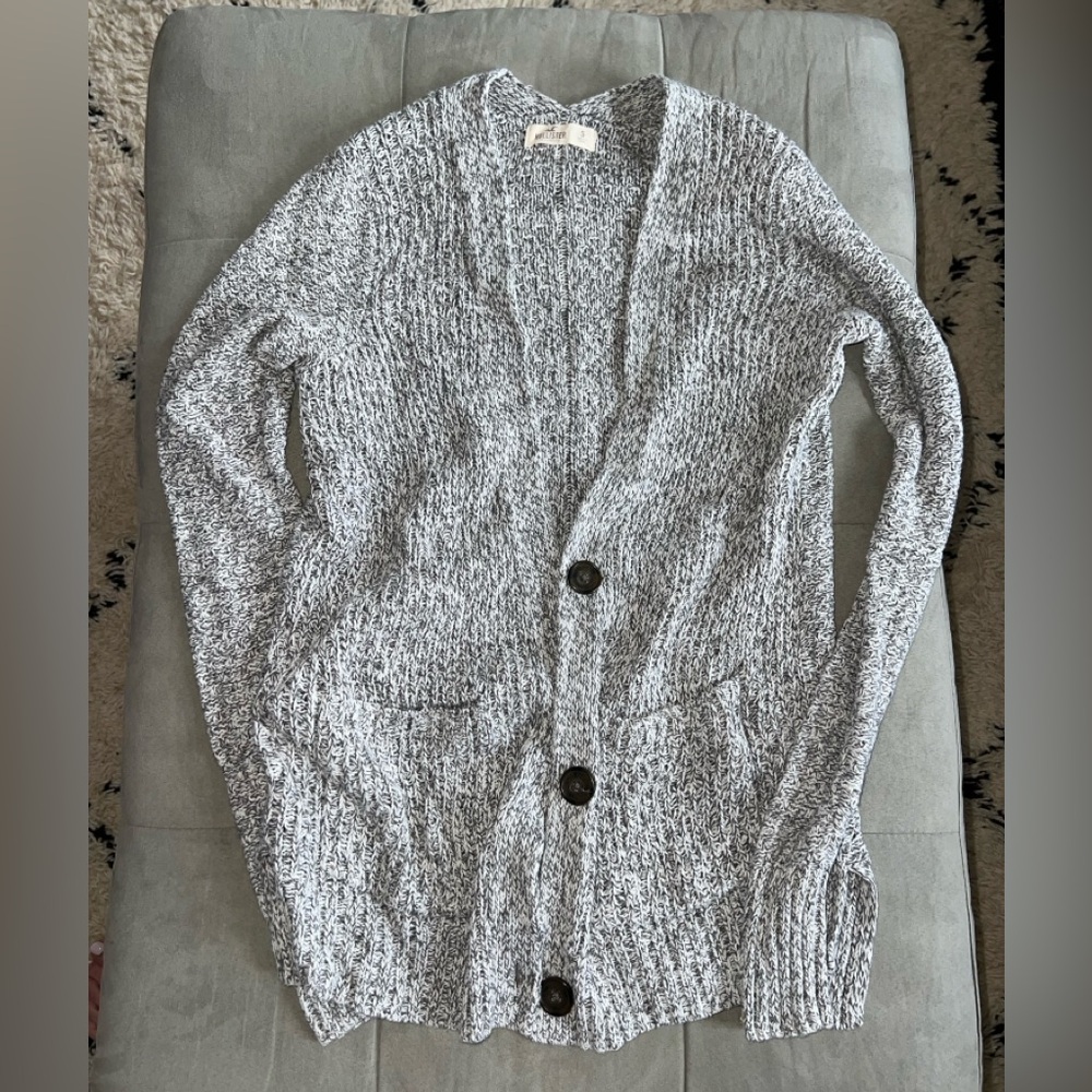 Hollister Gray Cable Knit Cardigan Sweater